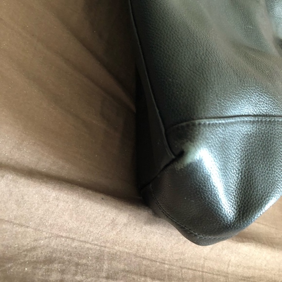 Coach purse - Picture 2 of 3